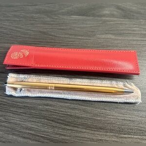 CROSS Ladies 14kt Gold Filled Rose Design Pen With CROSS Leather Pen Purse